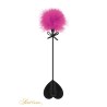 Tapette coeur avec pompon fuchsia - Sweet Caress